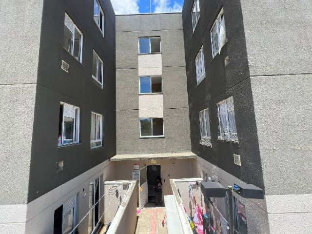 Apartamento com 2 quartos em Campo Largo/PR