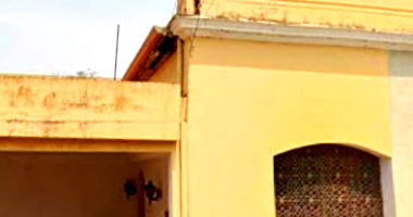 Casa com 418m² de Terreno e 219m² Construída no Centro