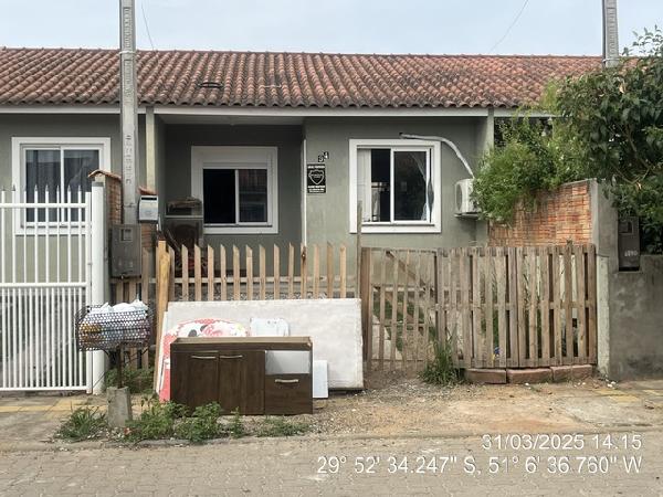 Casa térrea com 1 quarto, 43.6m² área construída, desocupada