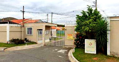 Casa 2 quartos, 1 banheiro, 44.7m² construída, desocupada