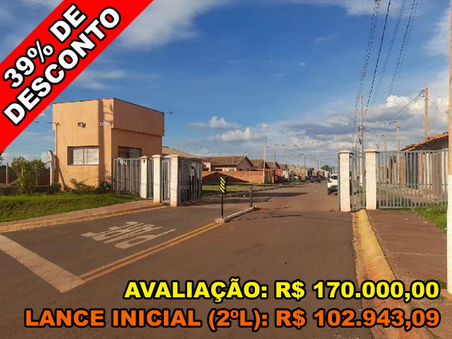 Casa 2 quartos, 50,45m² construída, terreno 90m², desocupada