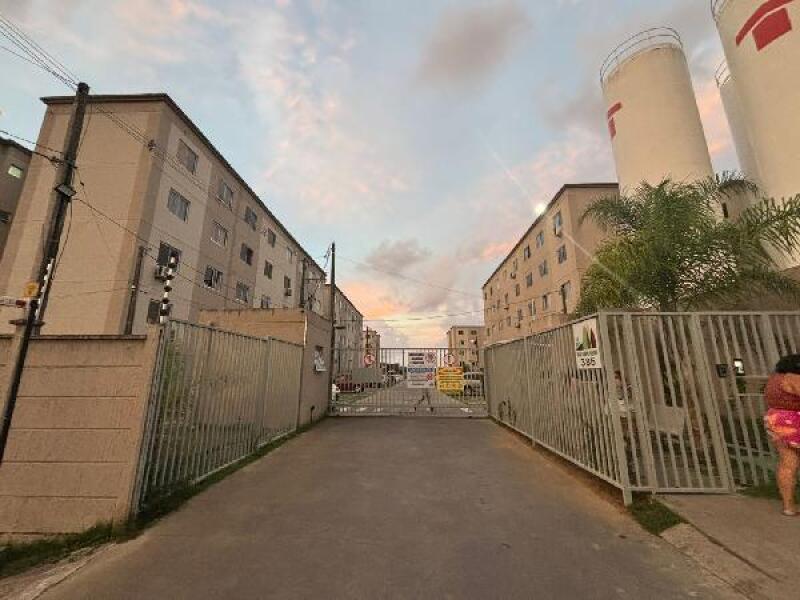 Apartamento com 2 quartos, 1 vaga de garagem, 76,75 m²