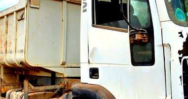 Caçamba Iveco 260E28 2013/2014 - Prefeitura de Nina Rodrigues/MA