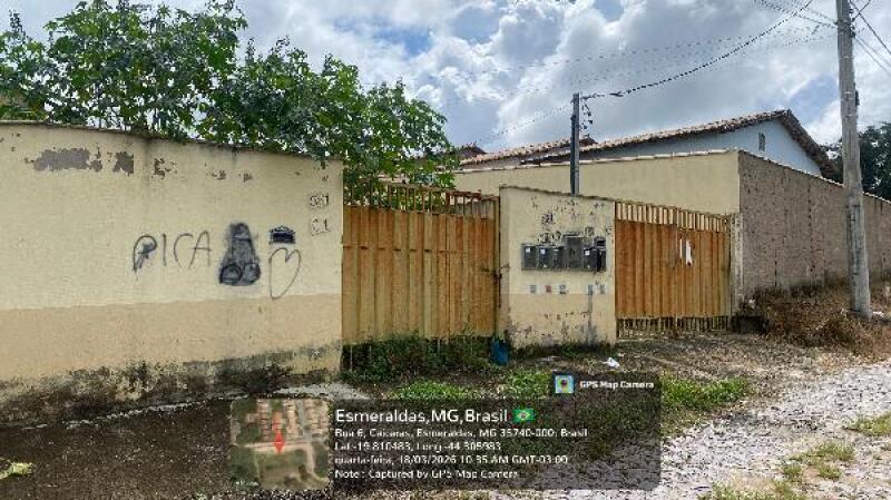 Casa com 2 Quartos em Condomínio Fechado - Esmeraldas/MG