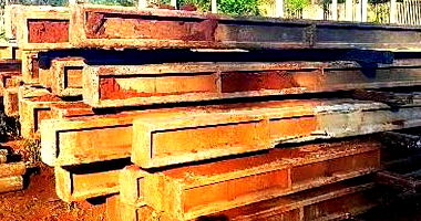 Lote 02: Postes de Concreto Usados - Sucatas