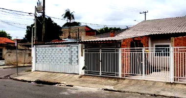 Casa 49m² em Vila Helena - Ocupado