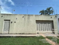 Casa padrão com 90,92m², 272m² de terreno, ocupada