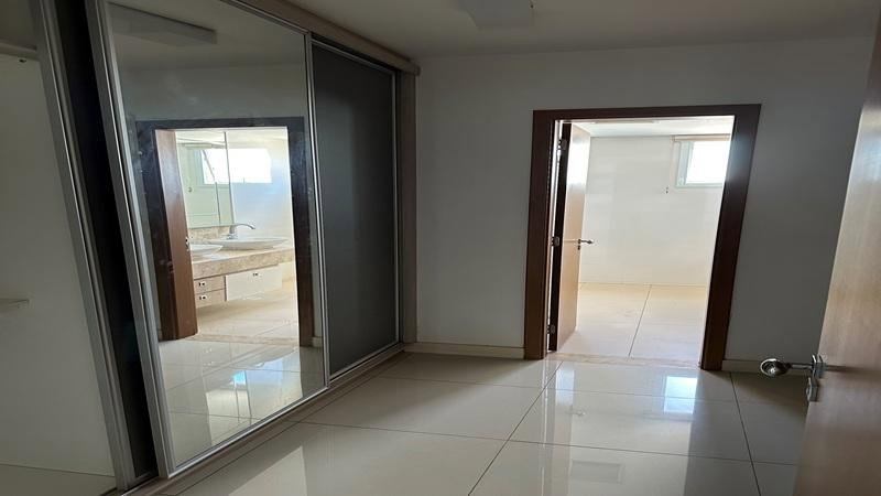 Apartamento com 4 quartos, 3 vagas, 187,44m²
