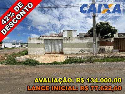 Casa com 2 Quartos e 2 Banheiros em Mossoró