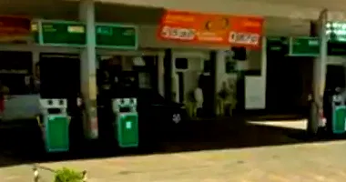 Posto de Combustível Comercial com 480m² de terreno e 390m² construídos, imóvel ocupado