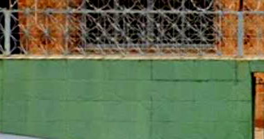 Casa com 55m² construída, ocupada, fundos, em Braz de Pina