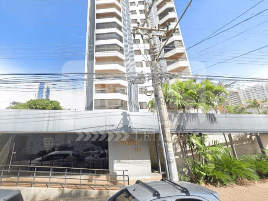 Apartamento com 04 quartos e 2 vagas de garagem
