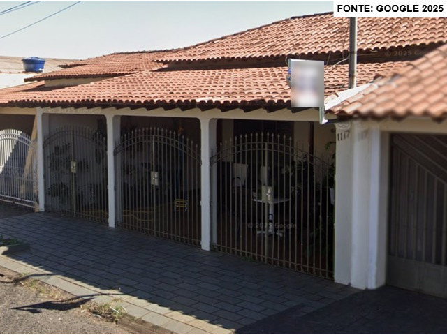Casa com terreno de 368m², parte ideal de 9,0904%