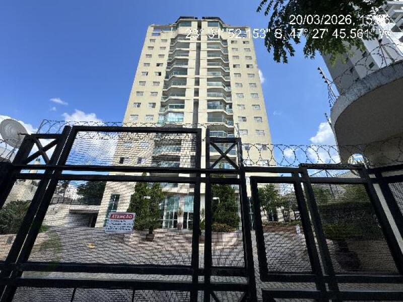 Apartamento 4 Quartos com 3 Vagas em Sorocaba