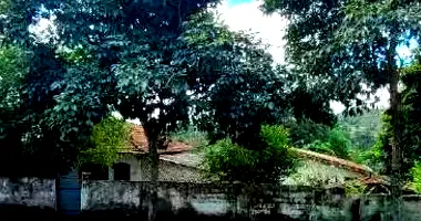 Casa com 3 quartos, 1 banheiro, 1 vaga, 103m² construída, imóvel ocupado