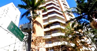 Apartamento de Luxo 217m² com 3 Vagas - Itaim Bibi