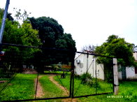 Prédios, Galpão, Piscina e Terreno Amplo em Uruguaiana