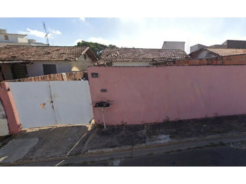 Casa Ocupada em Cecap - Piracicaba/SP com 241,77m²