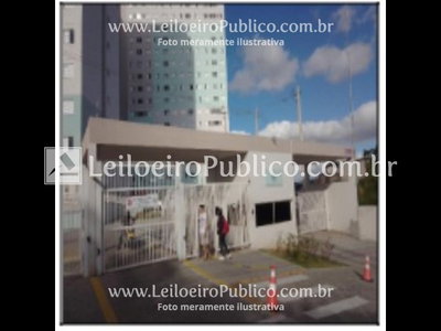 Apartamento com 1 vaga de garagem em Ferraz de Vasconcelos