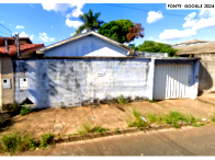 Casa 77m² com Terreno de 240m² em Uberlândia/MG
