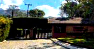 Lote em Teresópolis com 290m² de área total