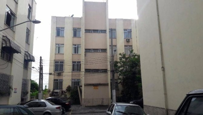 Apartamento com 3 quartos e 1 banheiro, 54 m²