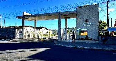 Casa com 2 quartos, 1 vaga, 58.48m² em Maceió