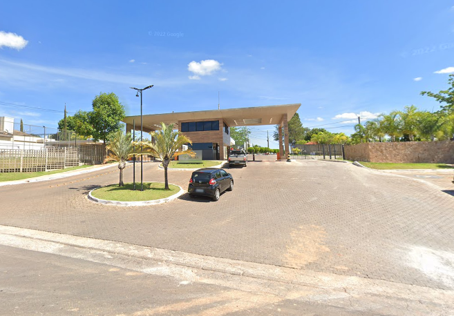 Terreno de 863,93 m², ideal para investimento