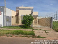 Casa com 2 Quartos e 1 Vaga em Jardim Morada do Sol