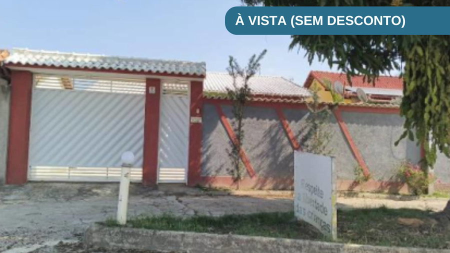Casa com 62,92m² construída em terreno de 300m², imóvel