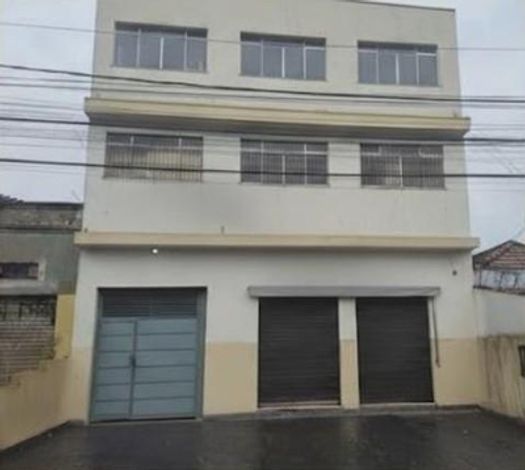 Prédio Misto 650m² c/ 4 Quartos e Fundo de Comércio