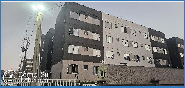 Apartamento com 2 quartos e vaga em Campo Largo/PR