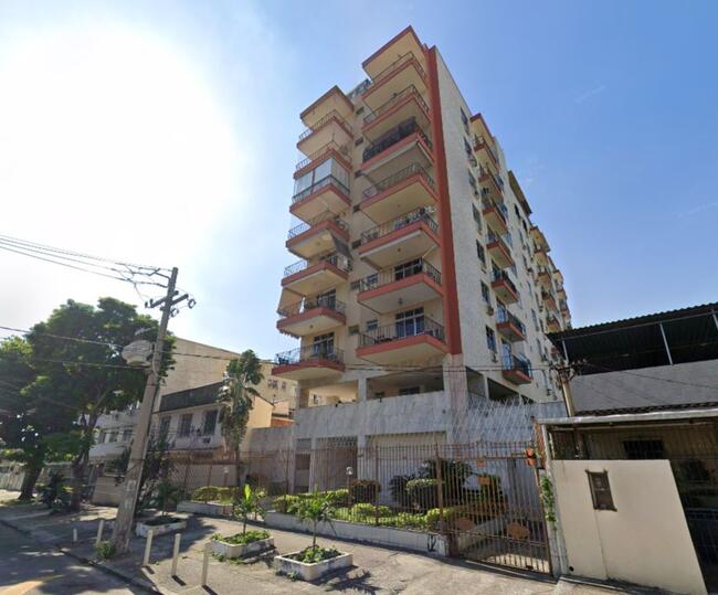 Apartamento com 1 quarto, 1 banheiro e vaga de garagem