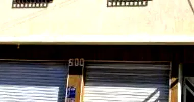 Loja padrão ocupada com 161m² terreno e 102m² construída