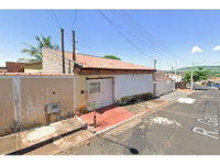 Casa com 2 quartos, 1 banheiro e 120m² de área construída