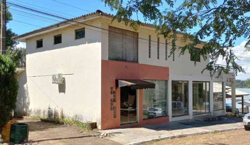 Lote urbano com edificação comercial/residencial 2 pavimentos 344m²