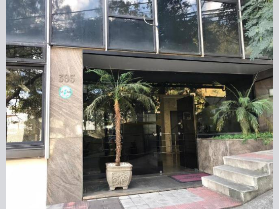Loja Comercial em Belo Horizonte com 427m² de Área Privativa
