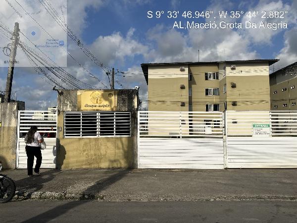 Apartamento 42m² com 2 quartos no Benedito Bentes