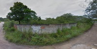 Terreno plano com casa abandonada em Araruama/RJ