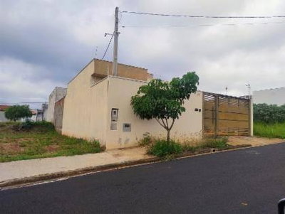 Casa com 2 quartos, 1 banheiro, 55m² construídos, ocupada