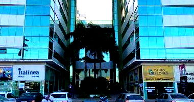 Sala Comercial Ocupada com 26 m² de Área Construída
