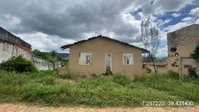 Casa com 3 quartos, 4 banheiros, 1 vaga e 188m² construída