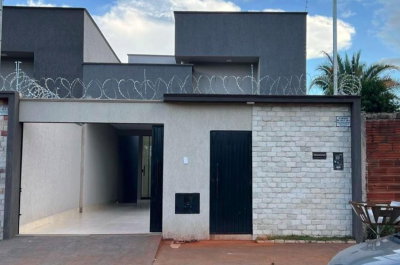 Casa de 208 m² ocupada com parcelamento em até 240x