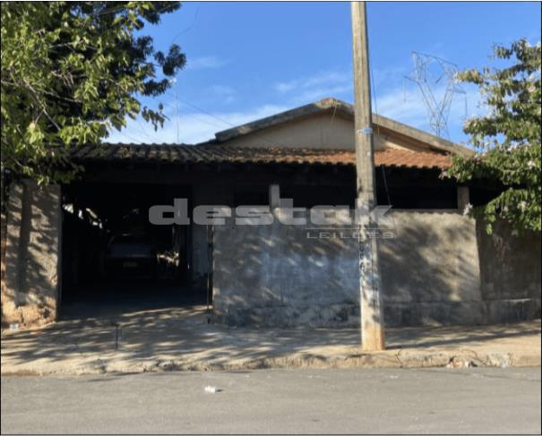 Duas Casas em Matão/SP com 2 dormitórios e 2 vagas