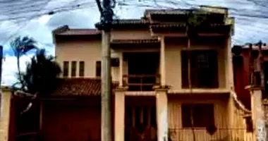 Casa em leilão com 4 quartos e 2 banheiros em Canoas/RS