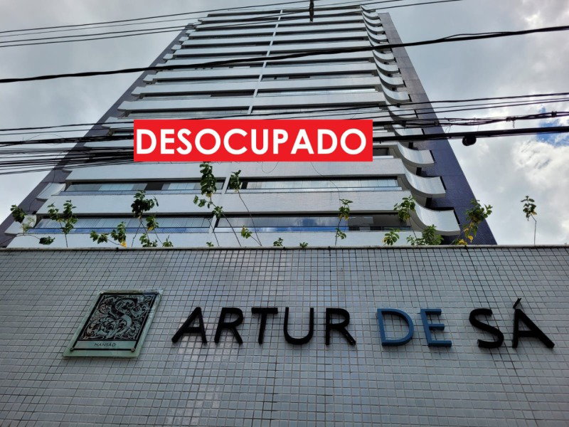 Apartamento com 4 quartos, 2 suítes, 206,96m²