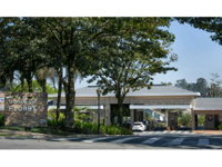 Casa com 635,92m² construída, 4 quartos, 3 banheiros, ocupada