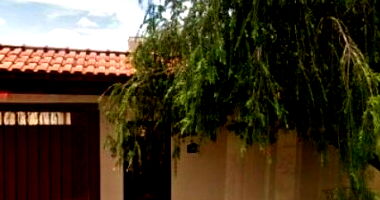 Casa Desocupada com 480m² de Terreno em Jardim Alto Limpo
