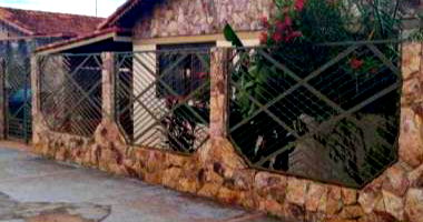 Casa Padrão Ocupada em Morrinhos - 1 Vaga, 420m² Terreno