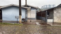 Casa Ocupada com 3 Quartos, 2 Banheiros e 100,22 m²
